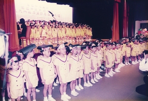 1993年在蓝田开办志莲中英文幼儿园